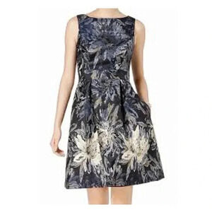 Jessica Howard Floral Brocade Sleeveless Boat Neck Fit Flare Dress Navy Size 6